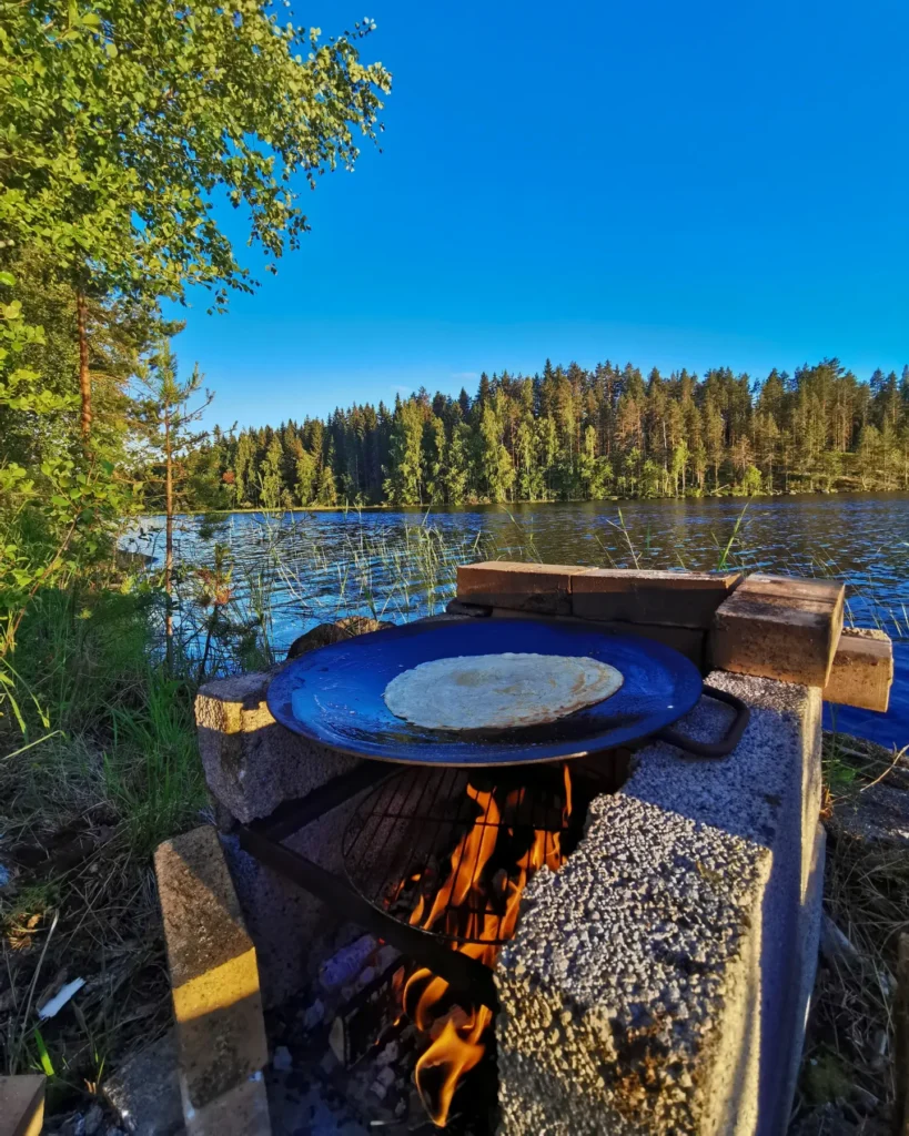 Muurinpohjalettu, joka kuuluu saunamenuun